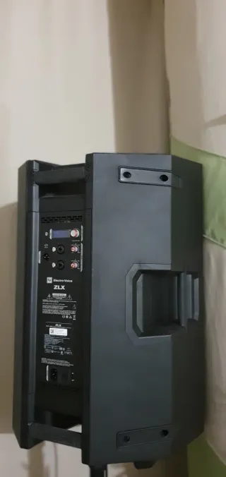 Altavoz Electro-Voice ZLX 15 Poco Uso