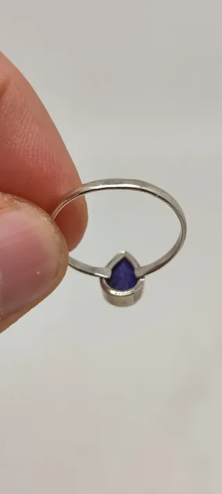 Anillo de Plata y Zafiro.