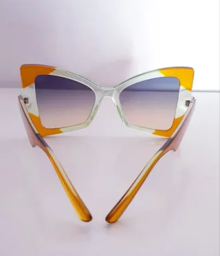 GAFAS PARA MUJER DISEÑO MARIPOSA NUEVO A ESTRENAR
