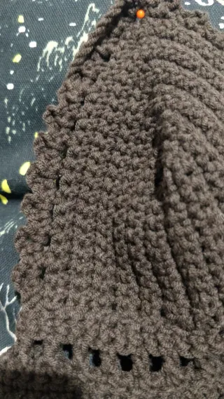Top de crochet marrón