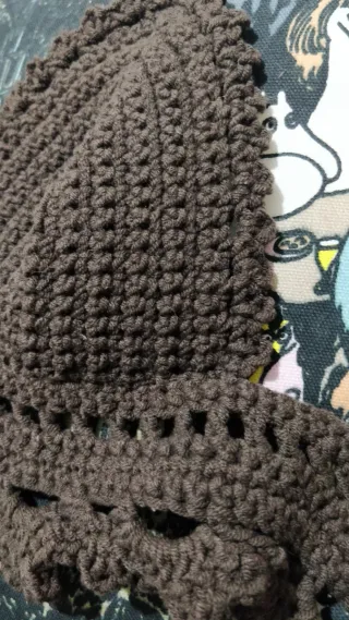 Top de crochet marrón