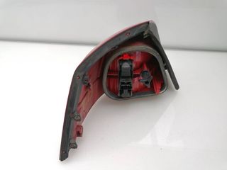 PILOTO TRASERO DERECHO RENAULT VEL SATIS (BJ0)