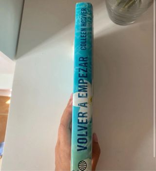 Volver a empezar (It Starts with Us)