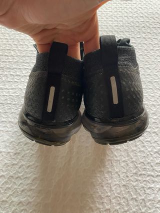 Nike Vapormax Flyknit 2 Negro Gris Oscuro