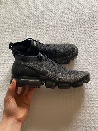 Nike Vapormax Flyknit 2 Negro Gris Oscuro