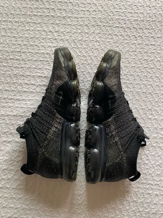 Nike Vapormax Flyknit 2 Negro Gris Oscuro