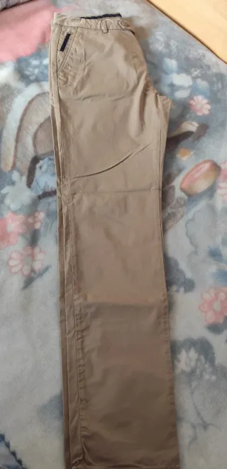 Pantalón beige