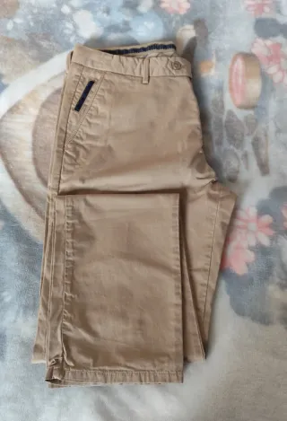 Pantalón beige