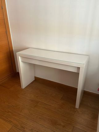 Escritorio Ikea MALM y Silla Jysk