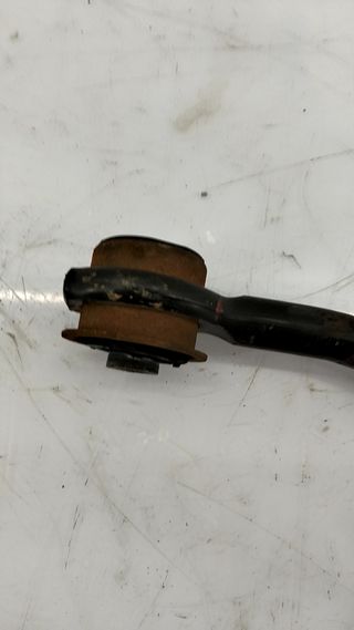 BRAZO SUSPENSION SUPERIOR DELANTERO IZQUIERDO JEEP GRAND CHE