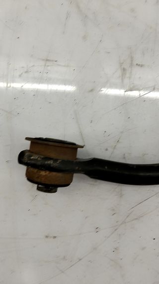 BRAZO SUSPENSION SUPERIOR DELANTERO IZQUIERDO JEEP GRAND CHE