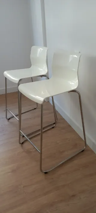 2 Taburetes altos IKEA GLENN blanco/cromado
