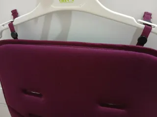 Colchoneta silla paseo color berenjena