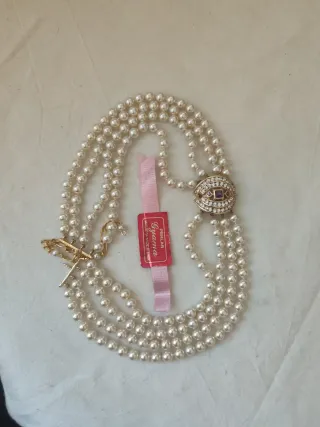 Collar de perlas Majorica multicapa