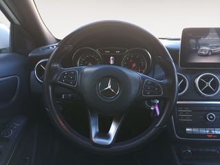 Mercedes GLA 180