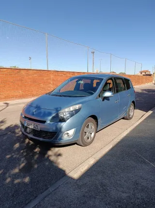 Renault Grand Scenic 2010