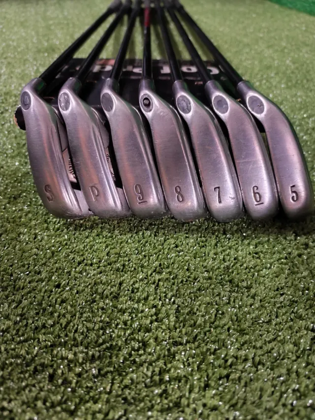 Palos de Golf Hierros Callaway