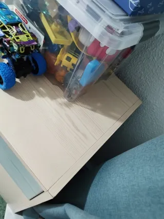 Armario infantil madera y plástico