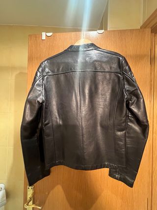 Chaqueta de cuero Zara Negra