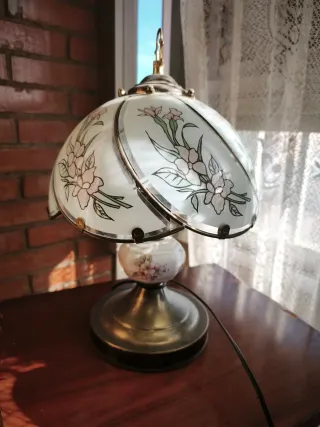 Lámpara de mesa vintage floral