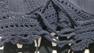 Top crochet azul hecho a mano