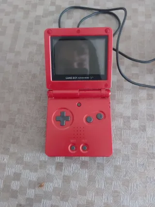 Nintendo Game Boy Advance SP Roja