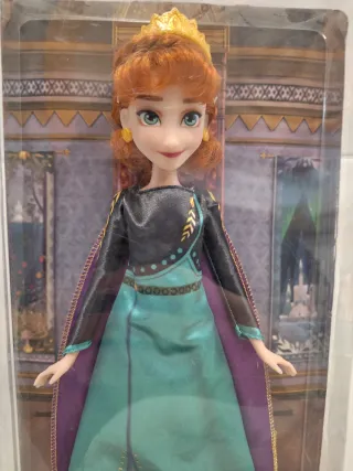 Muñeca Anna Frozen II Reina