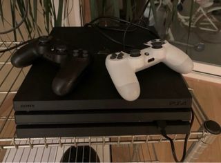 Consola PS4 Pro 1TB Negra