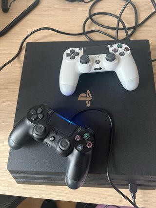 Consola PS4 Pro 1TB Negra