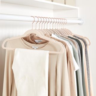 Amazon Basics perchas para ropa, antideslizantes,