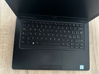 DELL Latitude 5480 - Intel i5 - 16GB RAM - 256GB