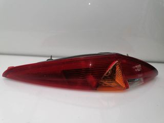 PILOTO TRASERO DERECHO FIAT PUNTO (199) (2)