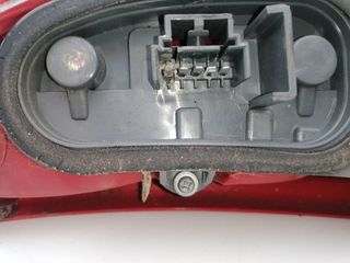 PILOTO TRASERO DERECHO FIAT PUNTO (199) (2)