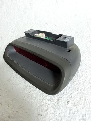 LUZ CENTRAL DE FRENO HYUNDAI SANTA FE (SM)