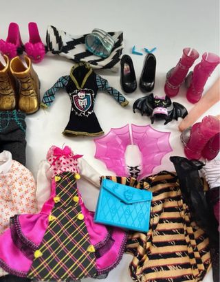 Monster High Ropa y Accesorios