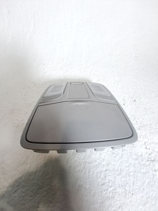 LUZ INTERIOR HYUNDAI TUCSON (7)