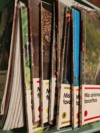 Lote Libros y DVDs Naturaleza y animales