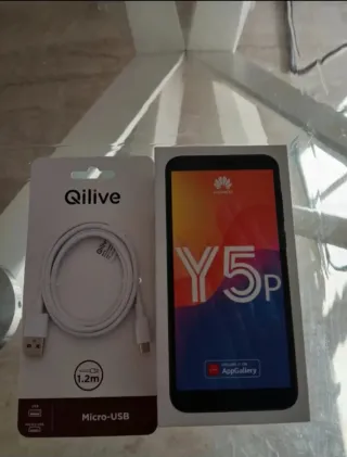 Huawei Y5p + Cable Micro-USB Qilive