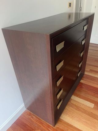 Cómoda de madera para habitación