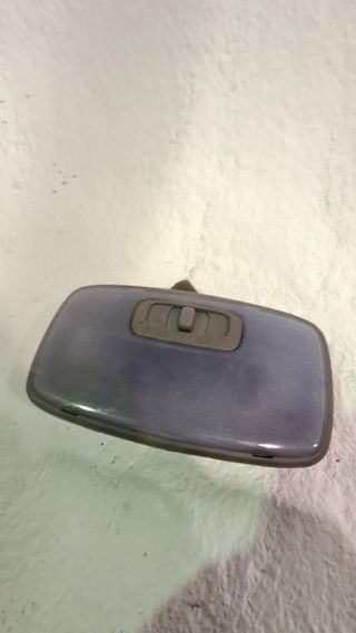 LUZ INTERIOR KIA CARNIVAL