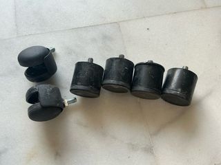 4 Soportes y 2 Ruedas Negras