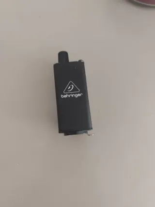 Behringer PM1 Amplificador In-Ear