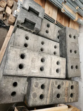 Bases para vallas de obra