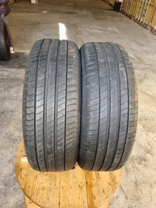 Vendo 2 Neumáticos en perfecto estado]