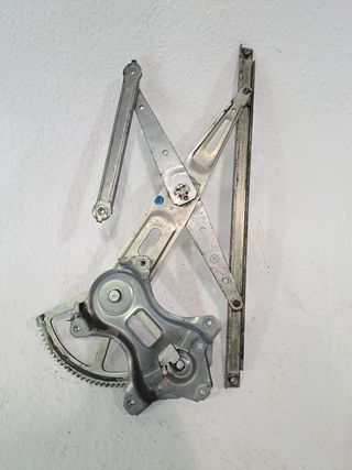 ELEVALUNAS DELANTERO IZQUIERDO TOYOTA PRIUS (NHW30) (2)