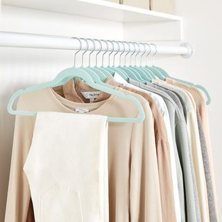 Amazon Basics perchas para ropa, antideslizantes,