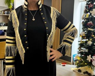 ULTIMO DIA VENTA 6/ENERO! Chaqueta militar dorada