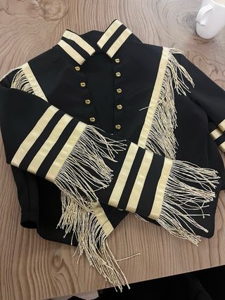 ULTIMO DIA VENTA 6/ENERO! Chaqueta militar dorada