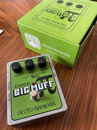 Pedal Bajo Electro-Harmonix Big Muff,