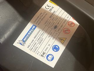 Compresor Michelin MBL6 y accesorios